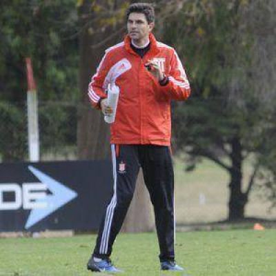 Pellegrino confirm� que no har� cambios para visitar a Lan�s