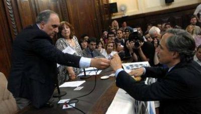 La Plata tiene polic�a comunal con apoyo del massismo