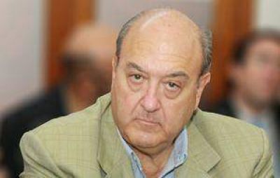  Hugo Ram�rez: �El gobierno no respeta lo que pact�