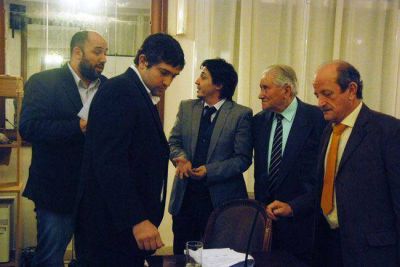 Se aprob� el boleto gratuito estudiantil: el FrePam sum� los votos de Robledo y Ballejos