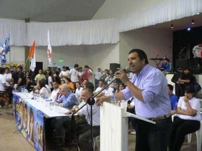 Congresales por Santa Rosa: un intendente revela que la decisi�n no fue un�nime
