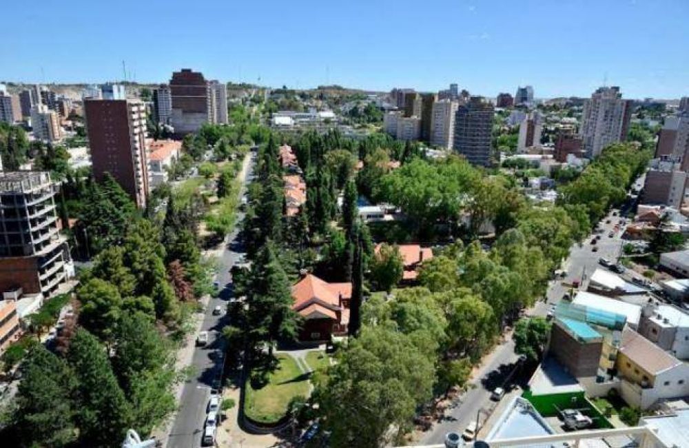 Turistas gastaron en Neuqu�n capital $ 83 millones en 45 d�as