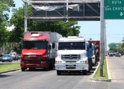 Reforzar�n se�alizaci�n y control de velocidad m�xima en camiones