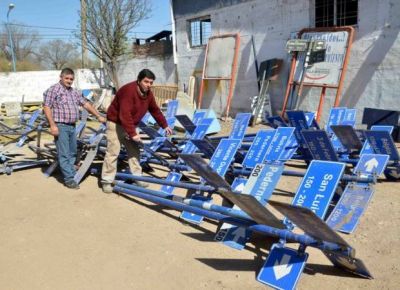Villa Mercedes: repararon 35 carteles nomencladores de calles