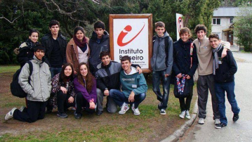 Quince estudiantes secundarios de distintas provincias conocer�n el Balseiro