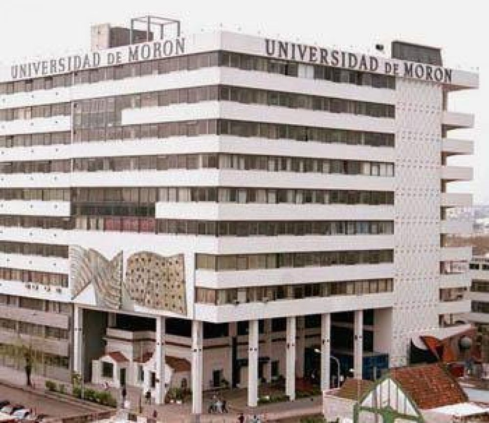 Ciclo de conferencias de actualidad econ�mica en la Universidad de Mor�n