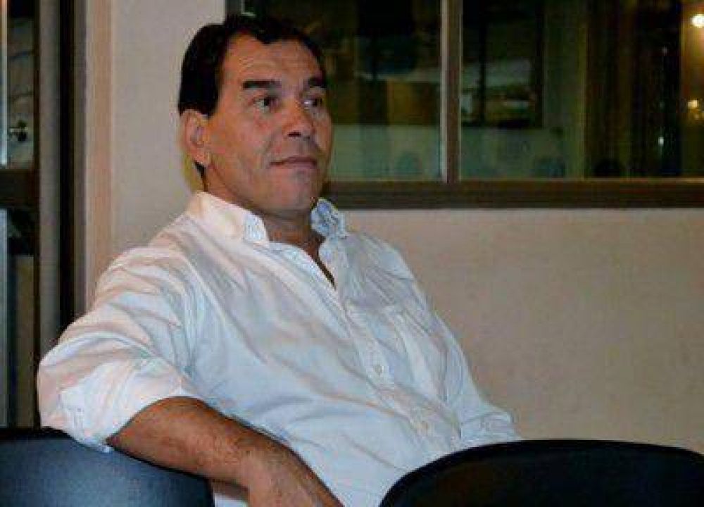 �La tasa busca igualar con los distribuidores una competencia desleal�
