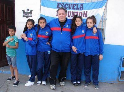 Cuatro chicas de Lomas ser�n parte de un torneo internacional