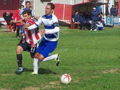 ALVARADO DEBUTA PESE A TODO