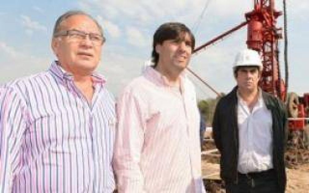 Bossio recorri� obras de Procrear en Suipacha e Ituzaing�