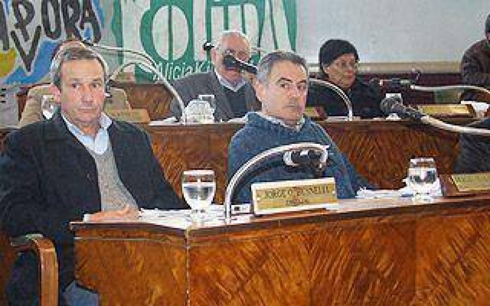 LOMAS: El FpV sigue apostando a la unidad con Oyhambur� como presidente