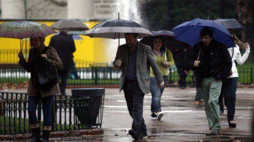 Sigue el alerta por tormentas y ca�da de granizo en Capital y alrededores