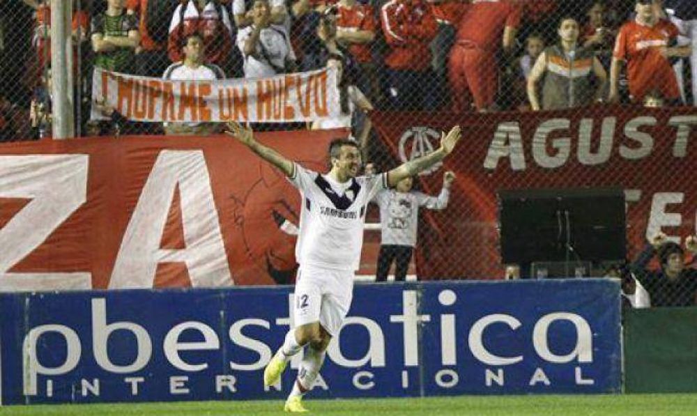 V�lez bail� al Rojo y es �nico l�der