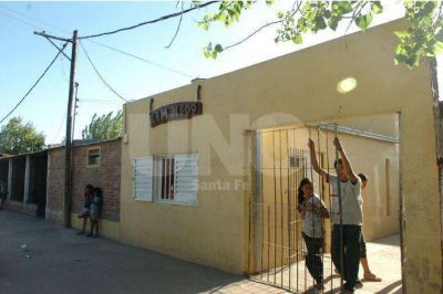 La comunidad mocov� exige la construcci�n de su secundaria