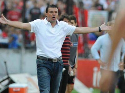 Raggio busca con su Newell's sacarse el fantasma del Tata Martino