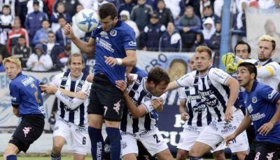 Talleres no jug� un buen partido y empat� ante Tiro en el debut en el Federal A