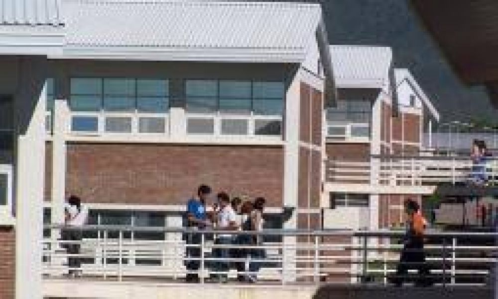 UNLaR. El gremio docente tuvo elecciones y renov� autoridades