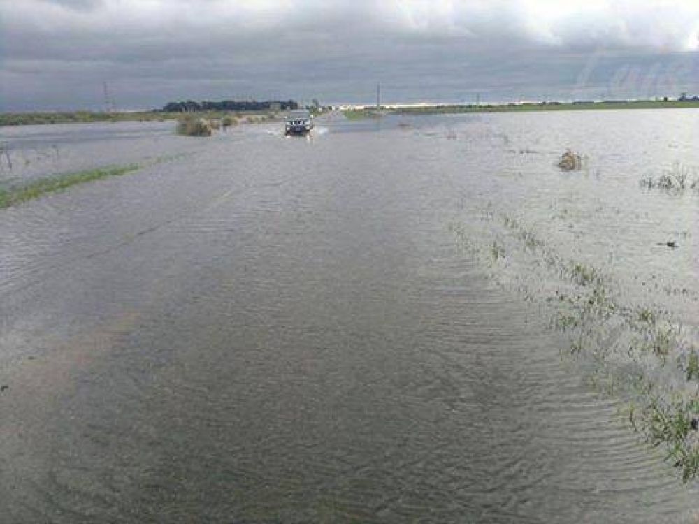 Sigue complicada la circulaci�n por Ruta 73