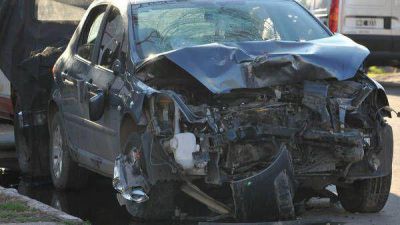 En contramano, una mujer choc� y mat� a un hombre que iba en una moto