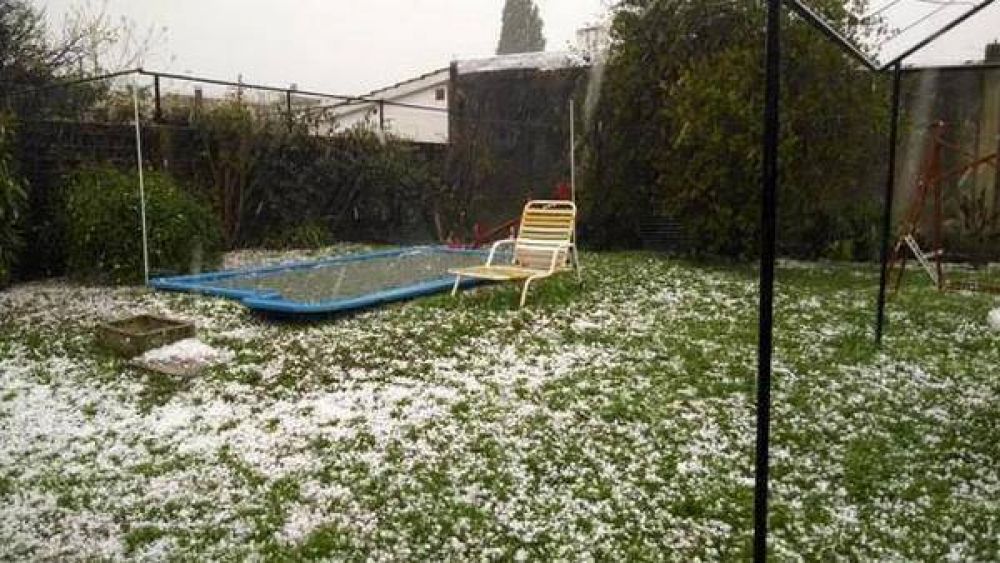 Fuerte ca�da de granizo en Capital y el Conurbano