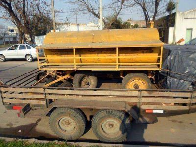 Incautan tanque cisterna de combustible
