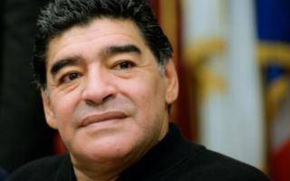 Tras robo a padre de V�ronica Ojeda, Maradona carg� contra Insaurralde