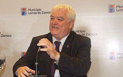 �No necesito firmar ning�n papel para demostrar lealtad�