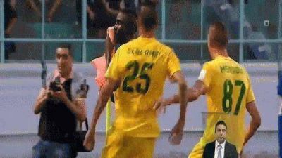 Un futbolista muri� tras recibir un piedrazo de su hinchada