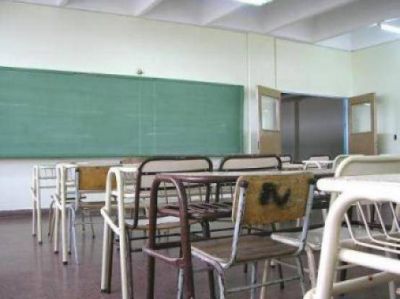 Ejecutivo no reglament� ley para reparar escuelas