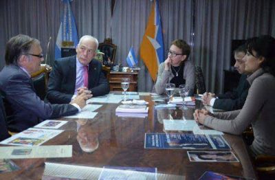 Analizan la implementaci�n del proyecto cient�fico �Pampa Azul�