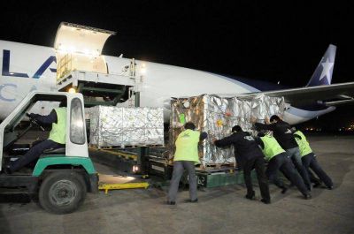 Alperovich estima que los ar�ndanos se embarcar�n en unos 70 vuelos 