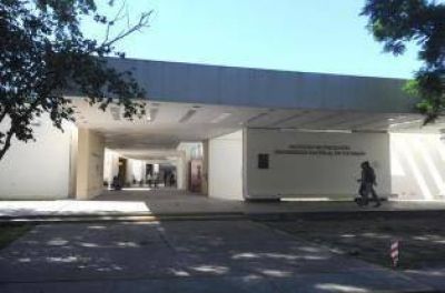 Expertos concluyen que en la UNT se da mayor valor a lo administrativo que a lo acad�mico