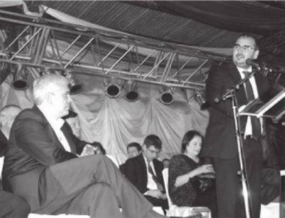 Dar�o Bacileff encabez� el acto por el aniversario de Tres Isletas