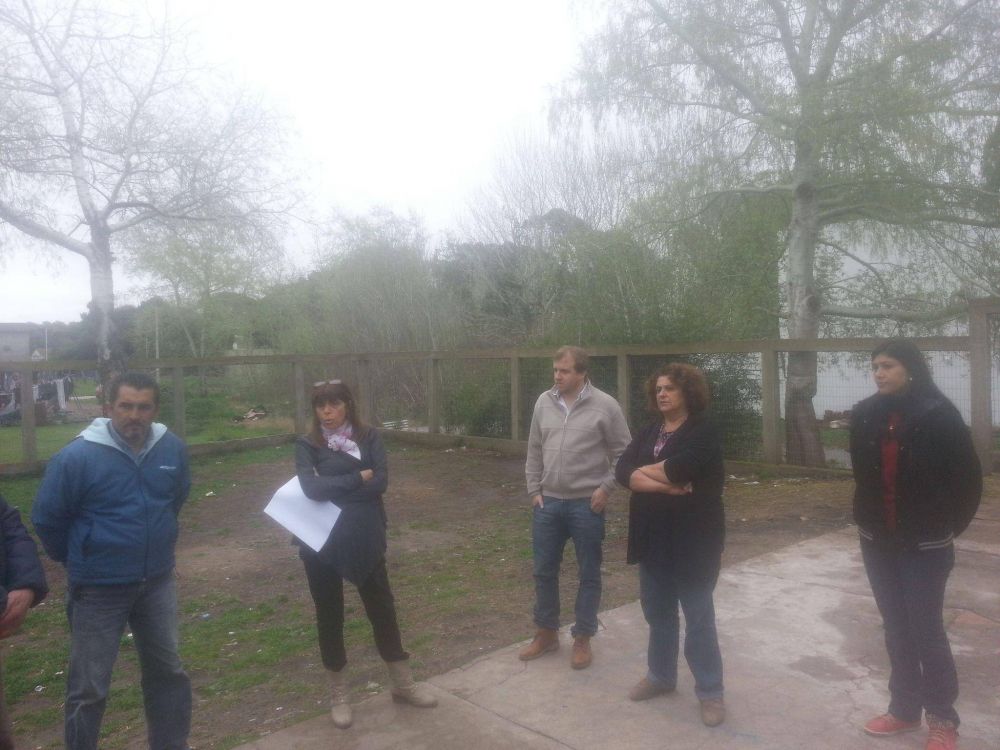 El concejal Maraude estuvo reunido con los vecinos del barrio Felix U. Camet