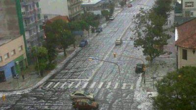 Mar del Plata: el mal tiempo seguir� hasta el mi�rcoles