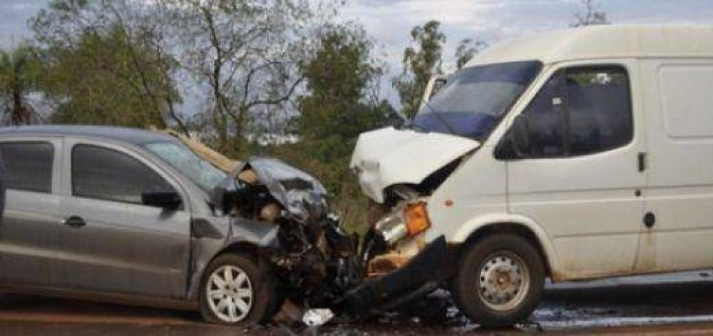 Mueren familiares del intendente de Itacaruar� en un accidente vial