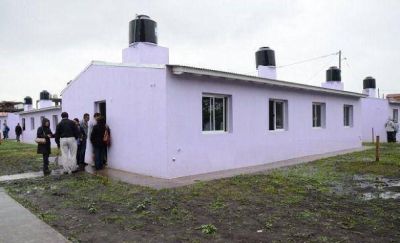 Piden explicaciones por el mal estado de viviendas del Plan Federal