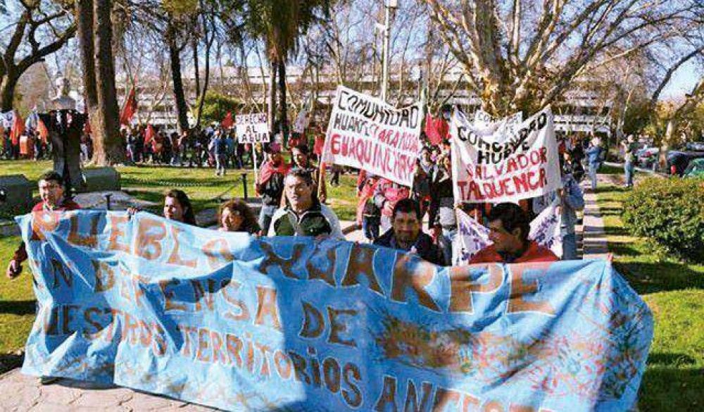 Tierras huarpes: la justicia fall� a favor del amparo y suspendi� el alambrado