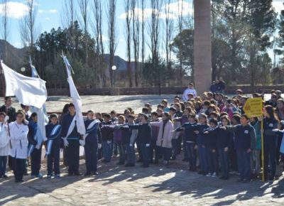 Los festejos siguieron en Las Chacras: Promesa a la Bandera y homenaje a Liberato Tobares