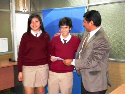 Rentas entreg� premios a los estudiantes