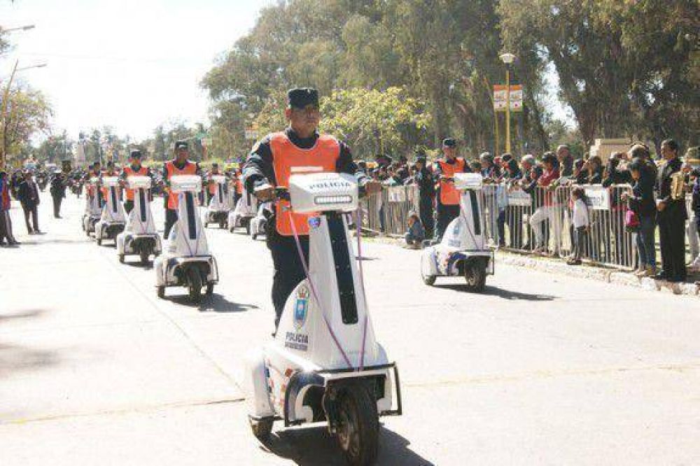 Acto en conmemoracin por el 62 aniversario