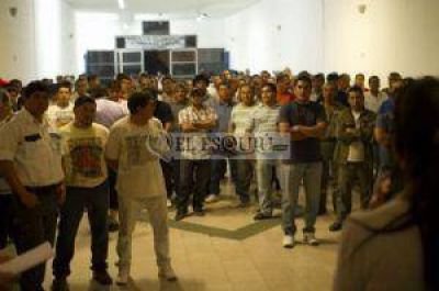 Municipales inician hoy el paro por una suba de $2.500
