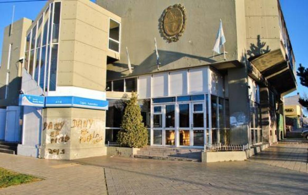 Diputados celebr� hallazgo de la estatal YPF en Santa Cruz