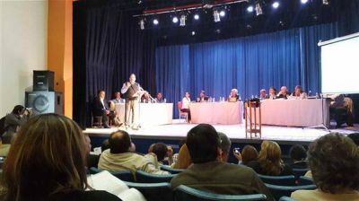 La Provincia convoca a una nueva audiencia por el aumento del agua