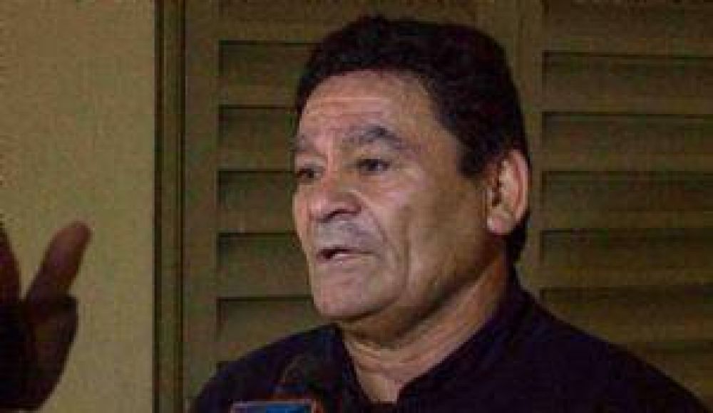 UNT: No docentes amenazan con ir al paro
