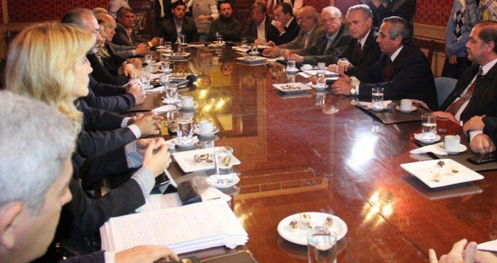 Empresarios expresaron su oposici�n ante Legisladores Nacionales por la Ley de Abastecimiento