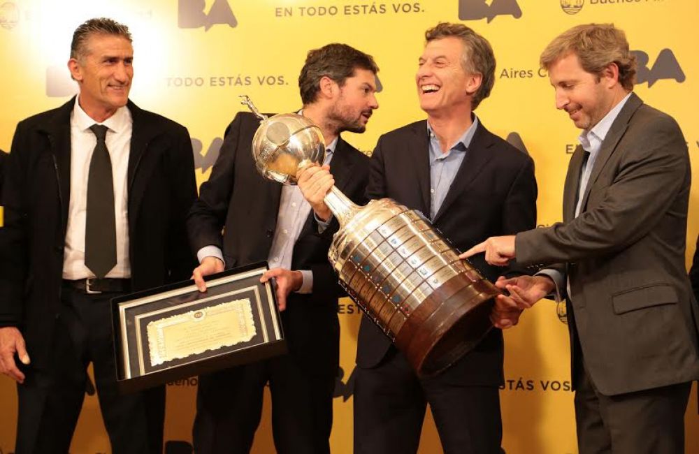 Mauricio Macri distingui� a San Lorenzo por la obtenci�n de la Copa Libertadores