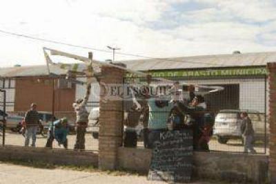 Puesteros del Mercado de Abasto realizaron un candente reclamo