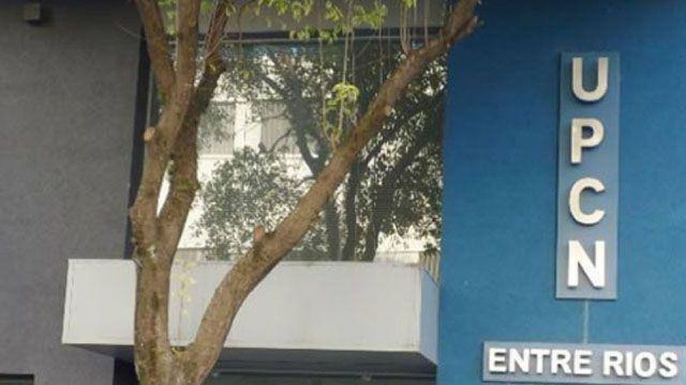 Allende le hace paro a Urribarri