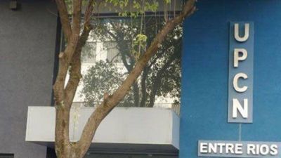 Allende le hace paro a Urribarri